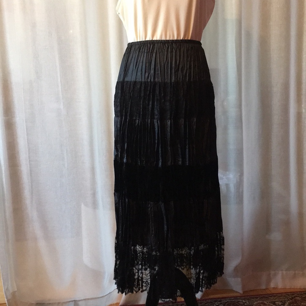 Sunny Leigh black maxi peasant skirt